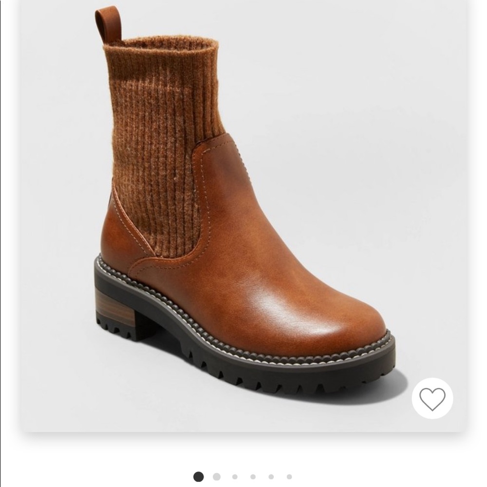 Target Universal Thread cognac sock boots sz 10
